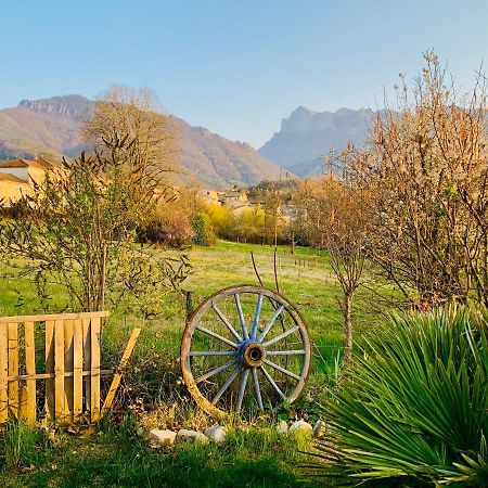 Chambre Familiale "Le Pecher" Bed & Breakfast Saillans  Exterior photo